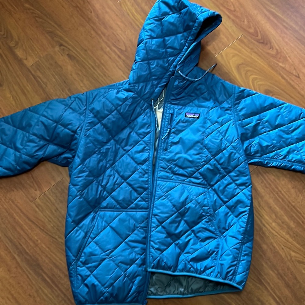 nwt Patagonia jacket men’s xl diamond quilted bomber hoodie